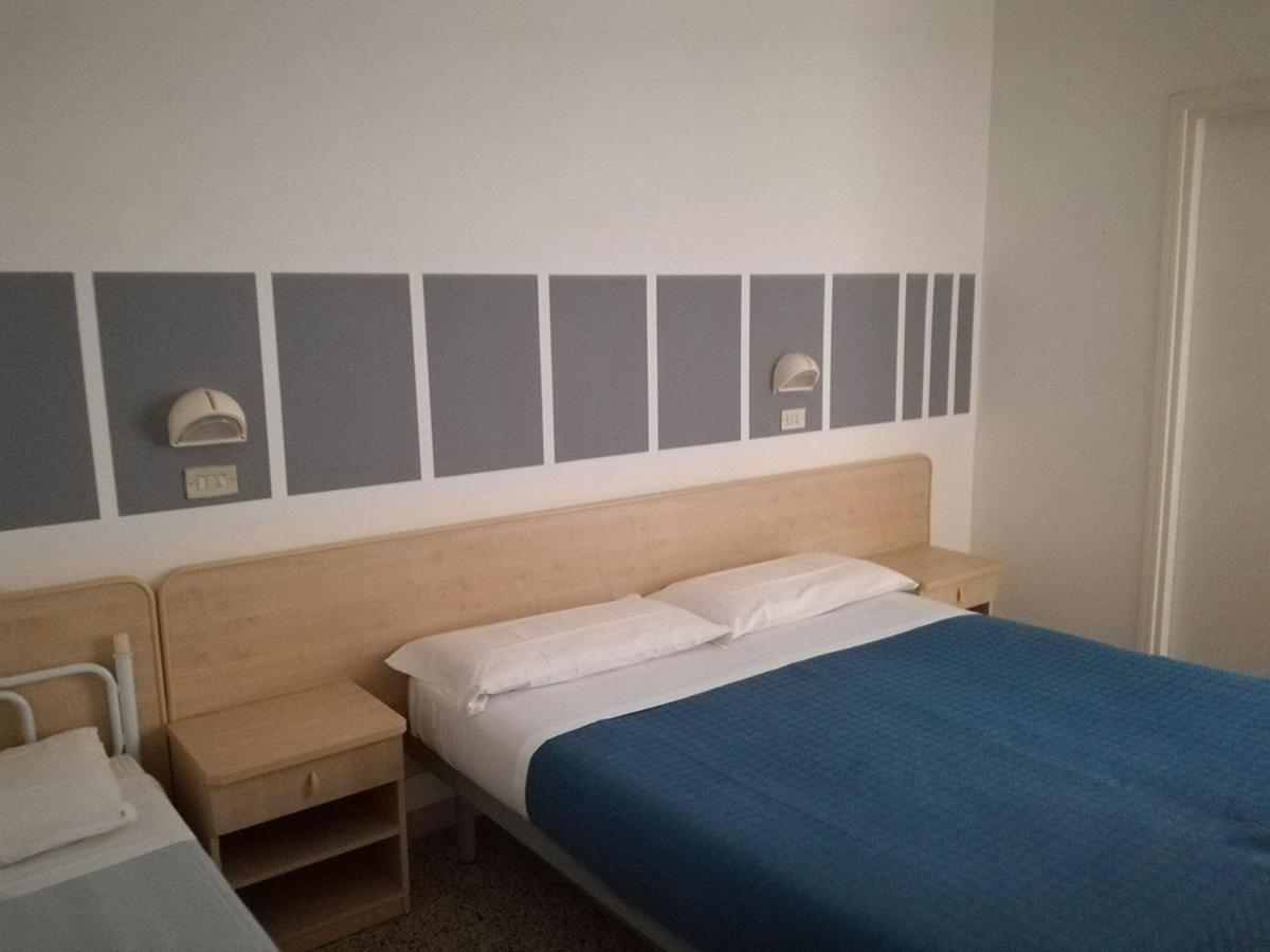 Hotel Serafini Rimini Eksteriør bilde