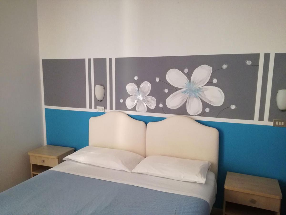 Hotel Serafini Rimini Eksteriør bilde